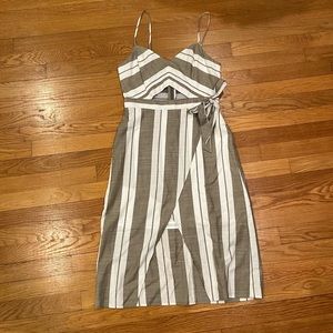 Express Striped Dress with Cutout